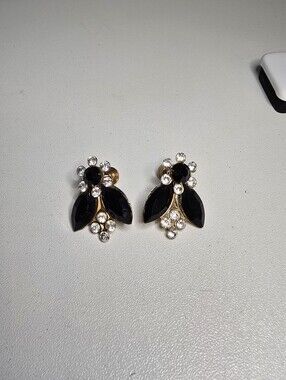 Vintage Goldtone Crystal? Rhinestone? Black Insect Bug Screwback Earrings *READ*
